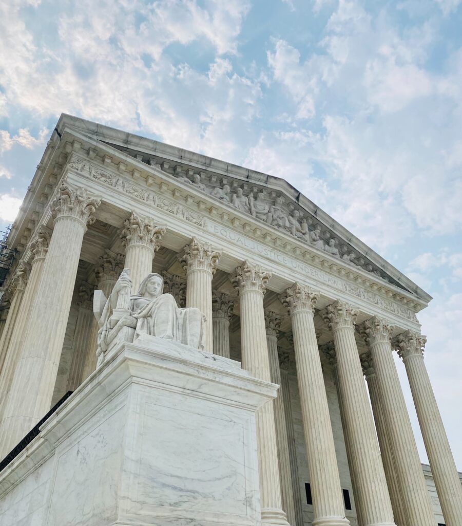Courthouse - alimony investigator in North Carolina